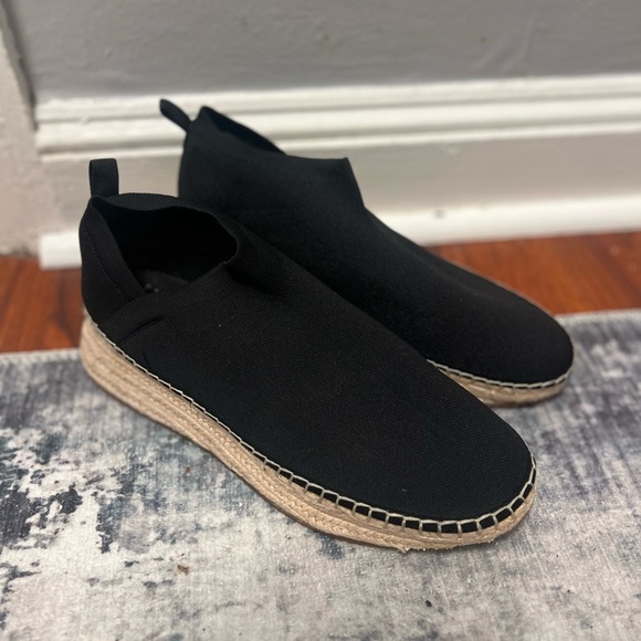 INC International Concepts Black flats - Picture 2 of 6